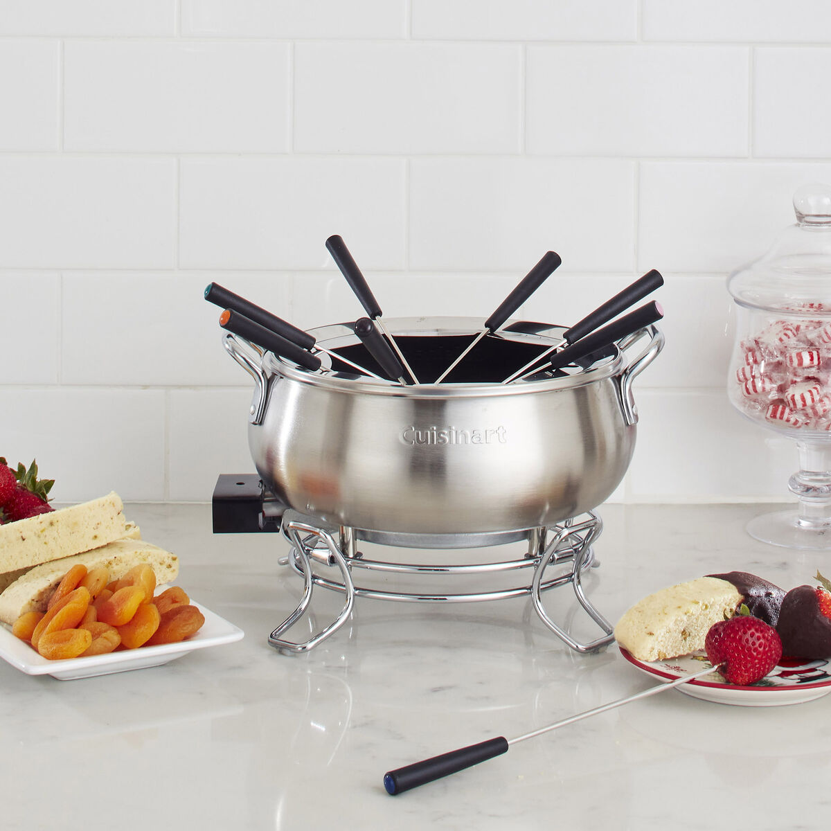 Cuisinart® 3 Quart Fondue Pot